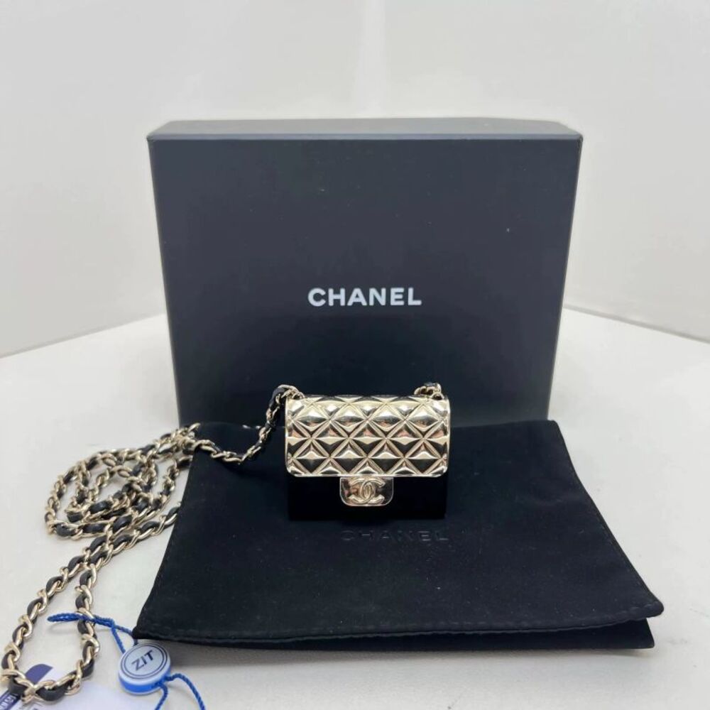 Chanel Women Pre-Loved Bag Very Good Condition